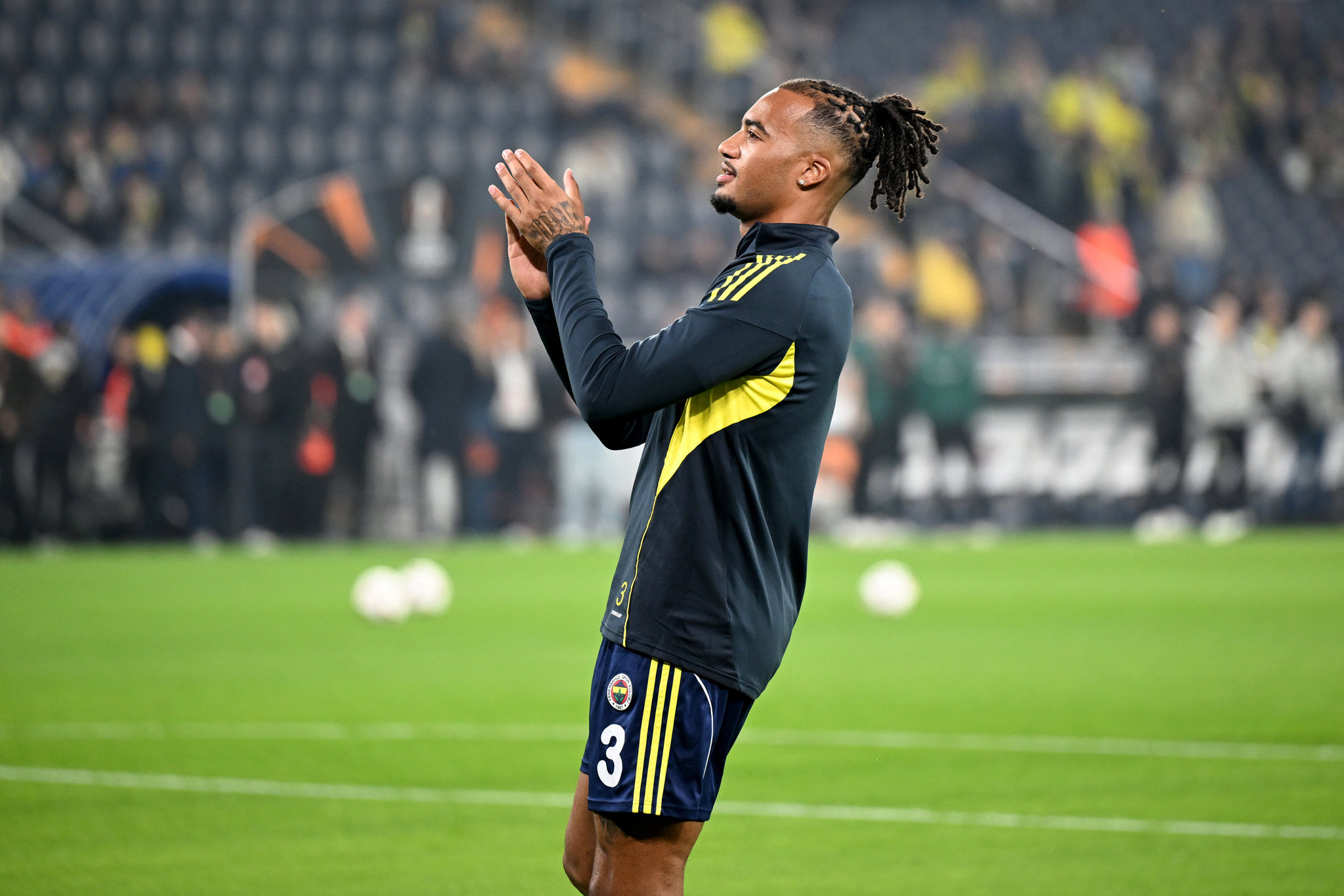 Chelsea ve Manchester United, Fenerbahçe’nin yıldızını istiyor!