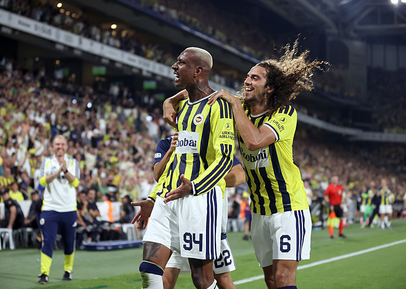 Fenerbahçe’nin transfer listesindeki isim Hull City ile anlaştı!