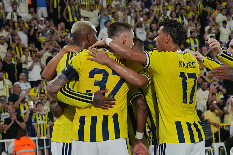 Fenerbahçe’de İsmail Kartal’a transfer şoku!