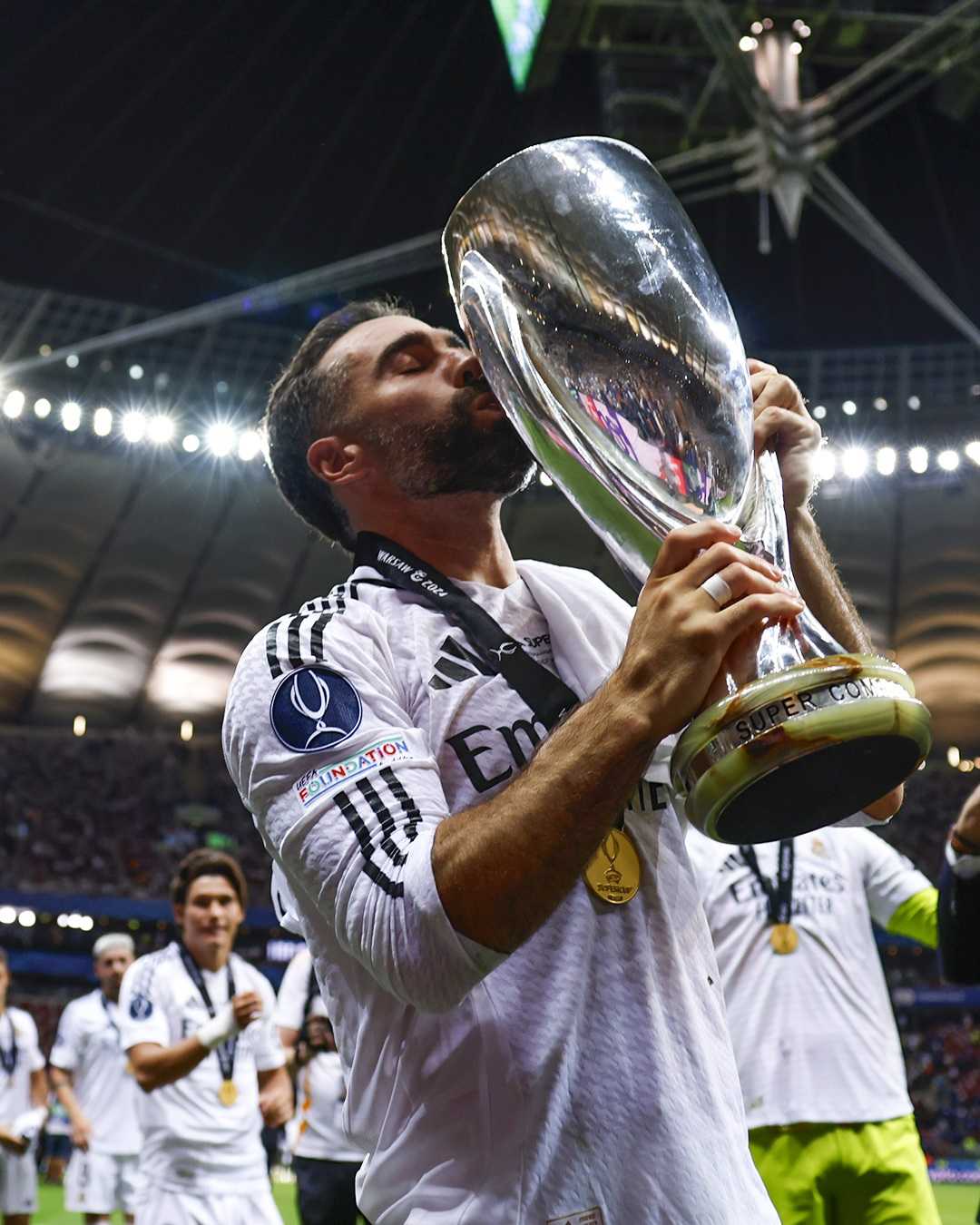Fenerbahçe’nin yeni sağ beki Real Madrid’den! İsmail Kartal’dan transfere onay