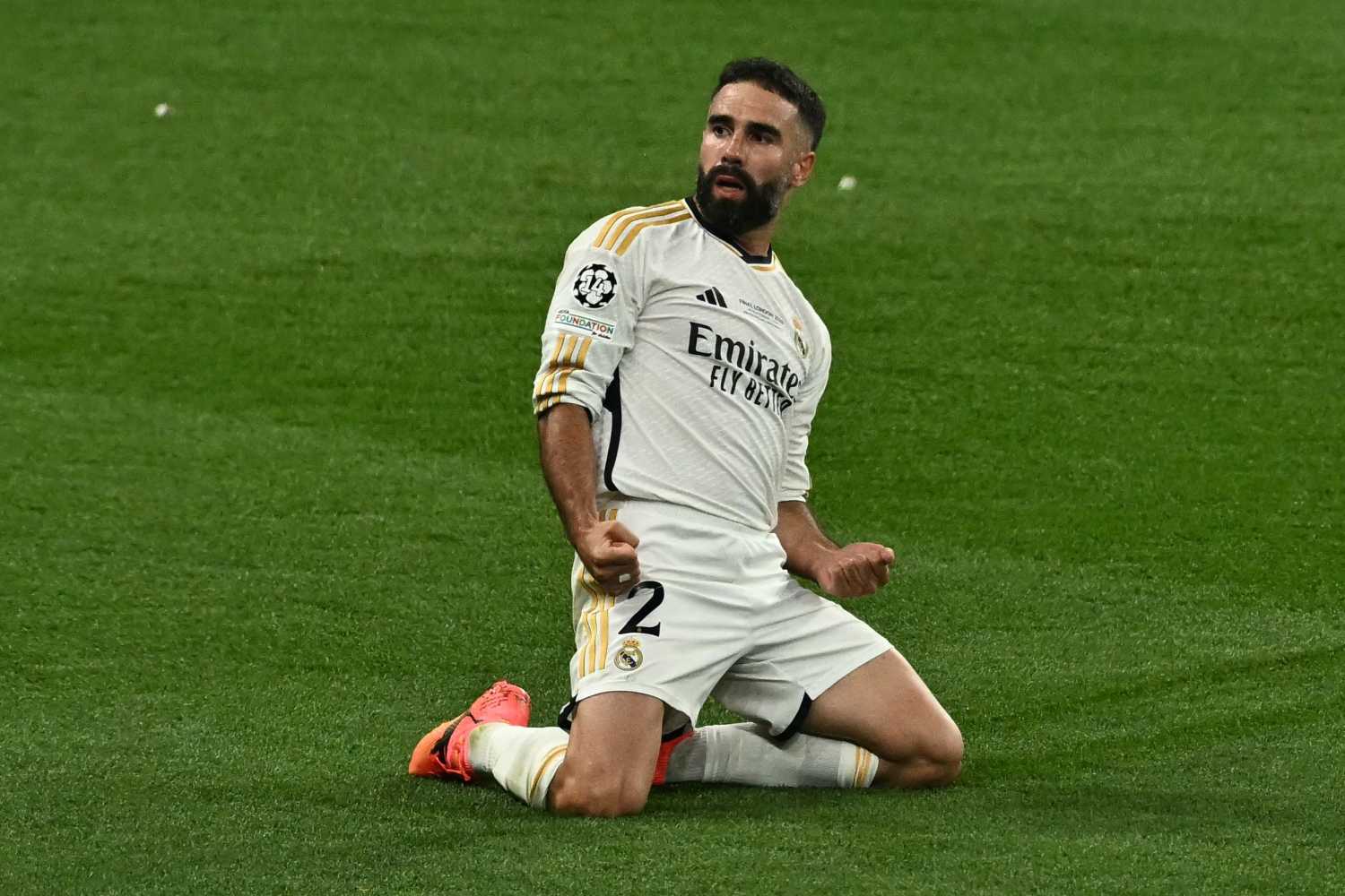 Fenerbahçe’nin yeni sağ beki Real Madrid’den! İsmail Kartal’dan transfere onay