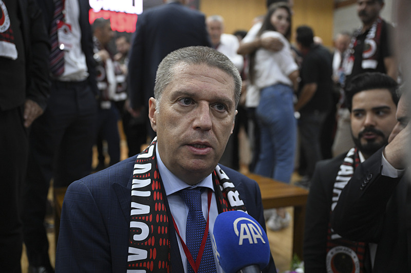 Kulüp başkanı resmen açıkladı: O oyuncu için Fenerbahçe’ye teklif yaptık!