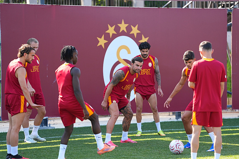 Özbek’in transfer planı: Bir Osimhen operasyonu daha! İşte yıldız 10 numara için G.Saray’ın stratejisi