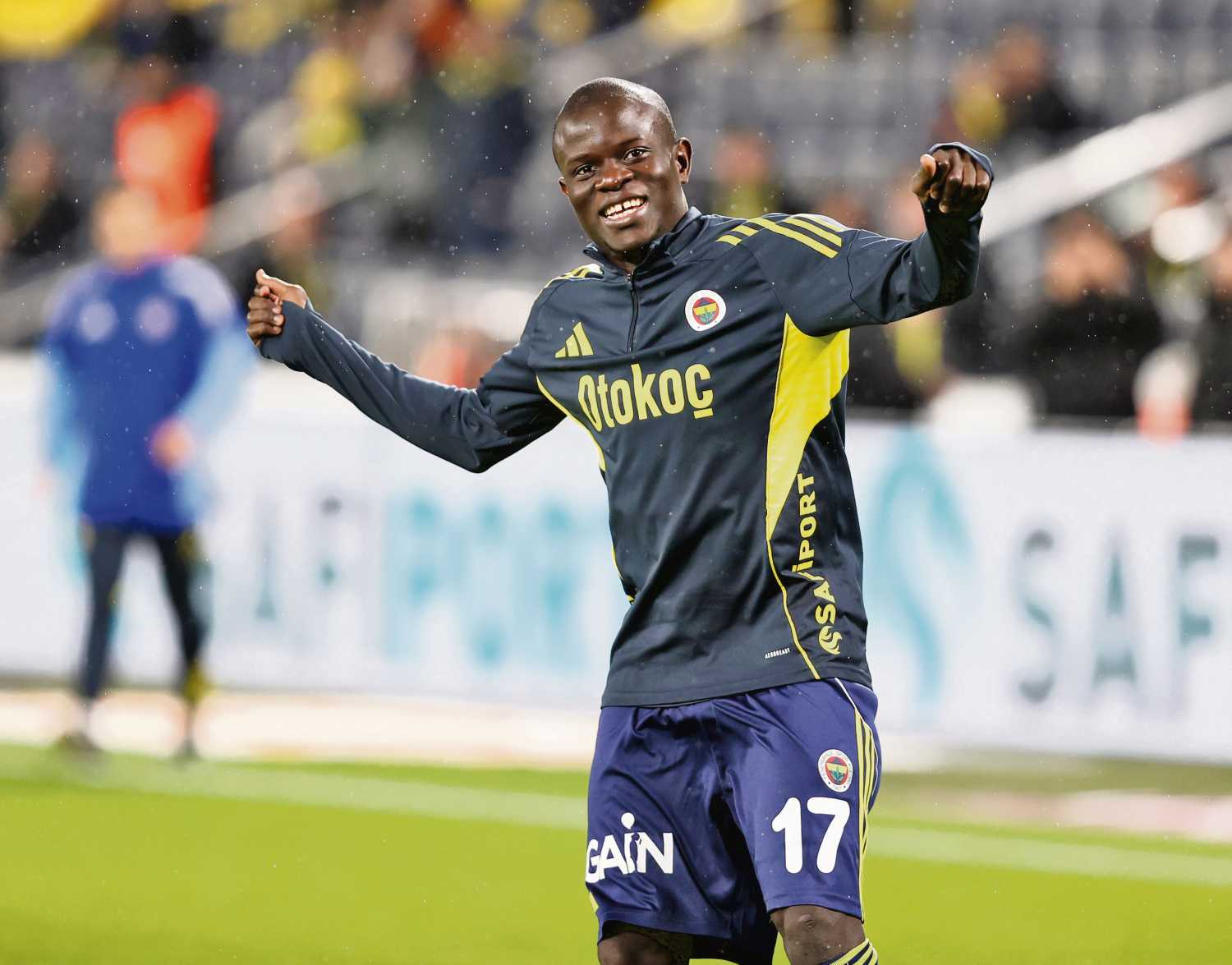 İşte Fenerbahçe’de 10+4 defteri! 6 oyuncuyla yollar ayrılıyor