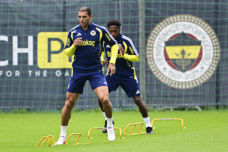 İşte Fenerbahçe’de 10+4 defteri! 6 oyuncuyla yollar ayrılıyor