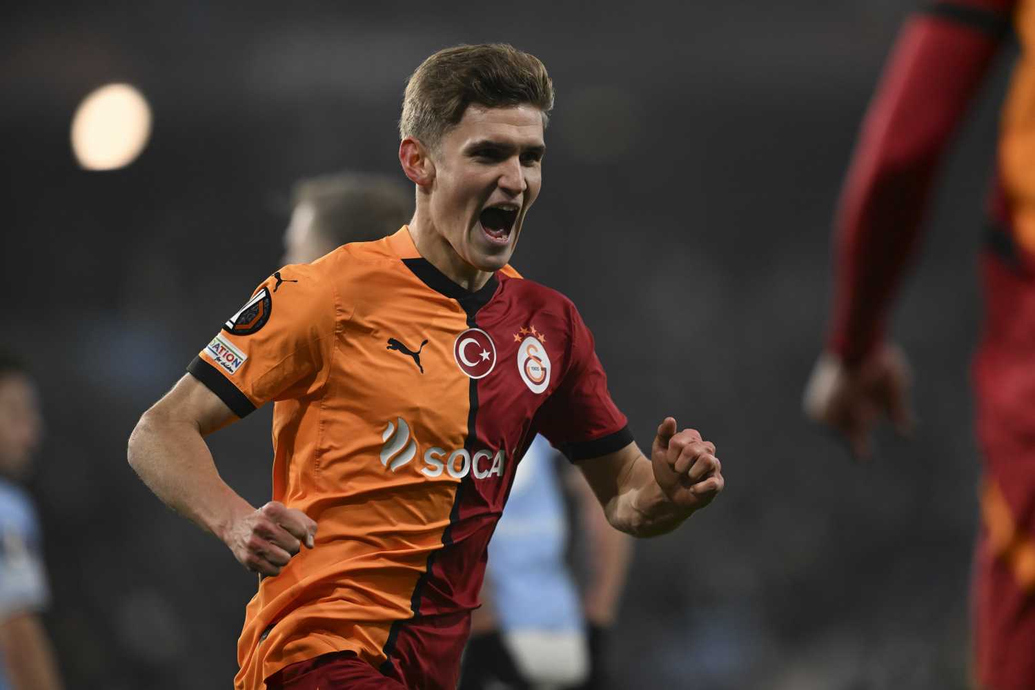 Galatasaray’da 10+4 depremi! 2 oyuncuyla yollar ayrılacak