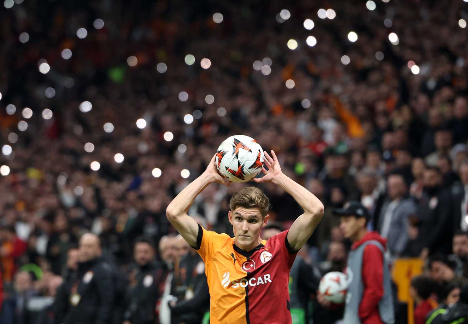 Galatasaray’da 10+4 depremi! 2 oyuncuyla yollar ayrılacak