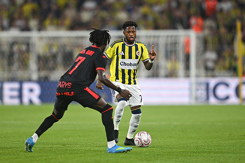 Fenerbahçe’de ayrılık gelişmesi! Yıldız ismin menajeri...