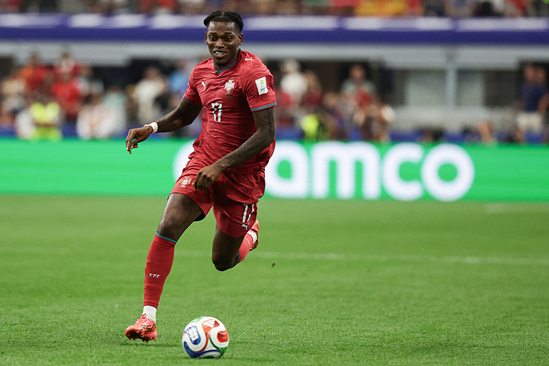 İşte Galatasaray’ın Rafael Leao teklifi! Transferde formül ortaya çıktı