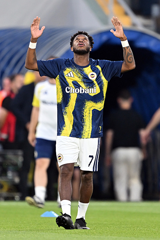 Gornik Zabrze maçı sonrası Fenerbahçe’de ilk ayrılık! Takımda kalacağı açıklanmıştı