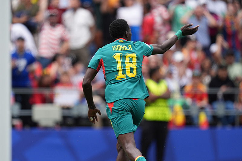 Fenerbahçe’de Rafael Leao’nun alternatifi Premier Lig’den!