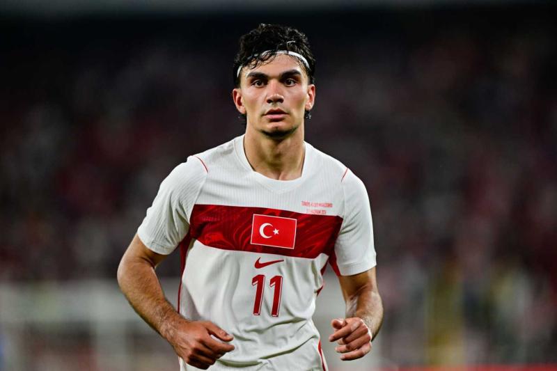 Fenerbahçe’den Galatasaray’a dev transfer çalımı! Milli yıldız hedefte