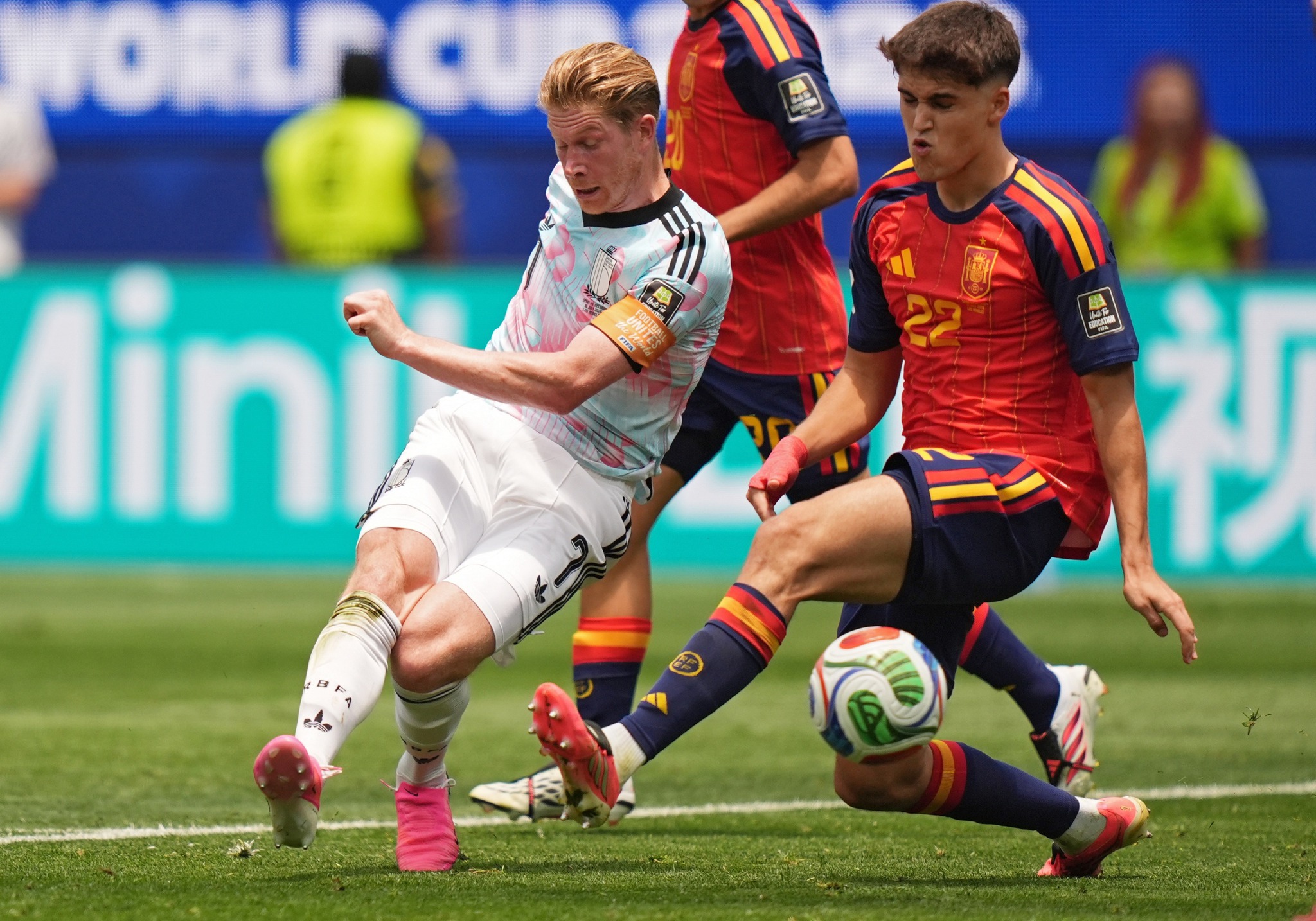 Kevin De Bruyne, Galatasaray için teknik direktörüyle görüşecek!