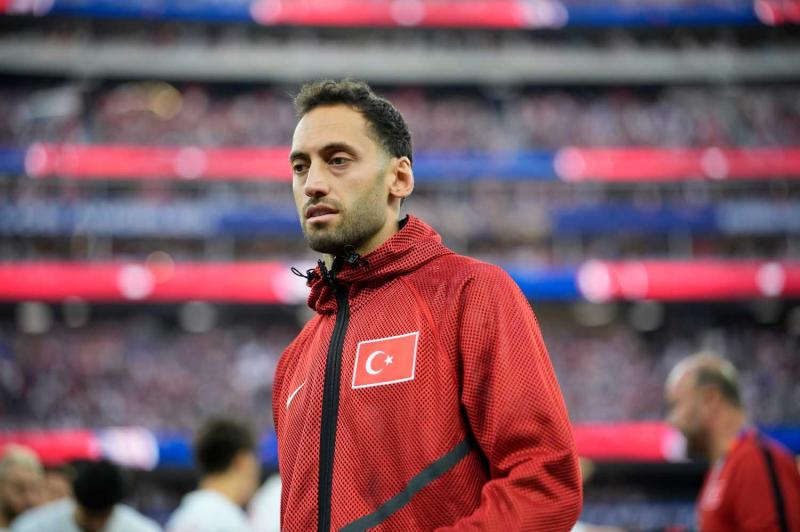 Fenerbahçe’den Hakan Çalhanoğlu atağı! Aziz Yıldırım bizzat devrede