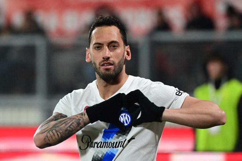 Fenerbahçe’den Hakan Çalhanoğlu atağı! Aziz Yıldırım bizzat devrede