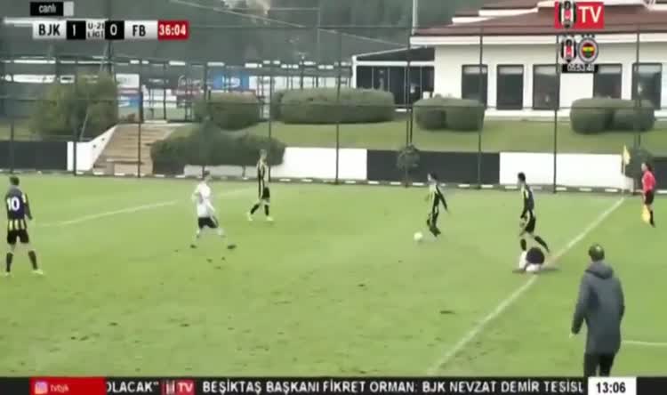Beşiktaş-Fenerbahçe U21 maçında ortalığı karıştıran faul
