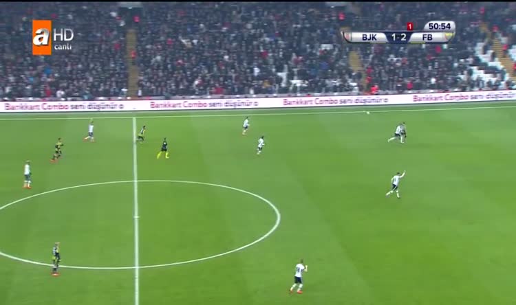 Derbide olay! Quaresma atıldı